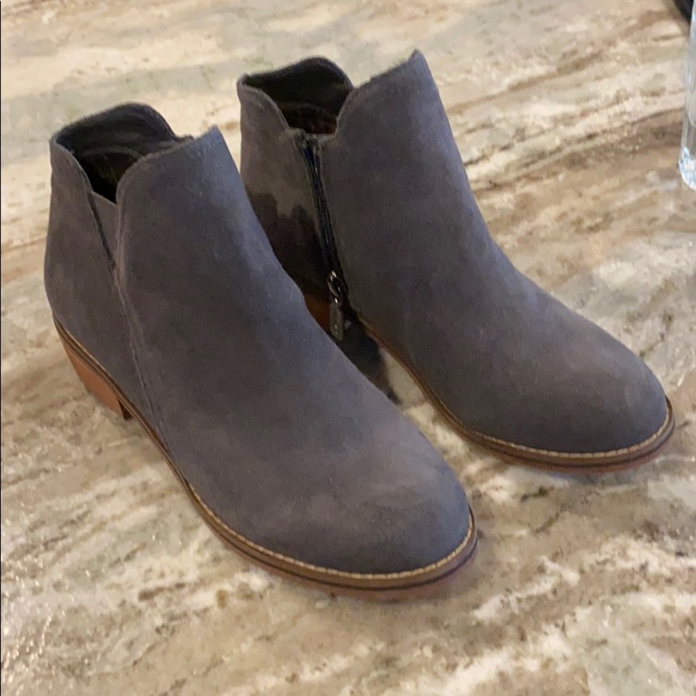 Blonde waterproof booties